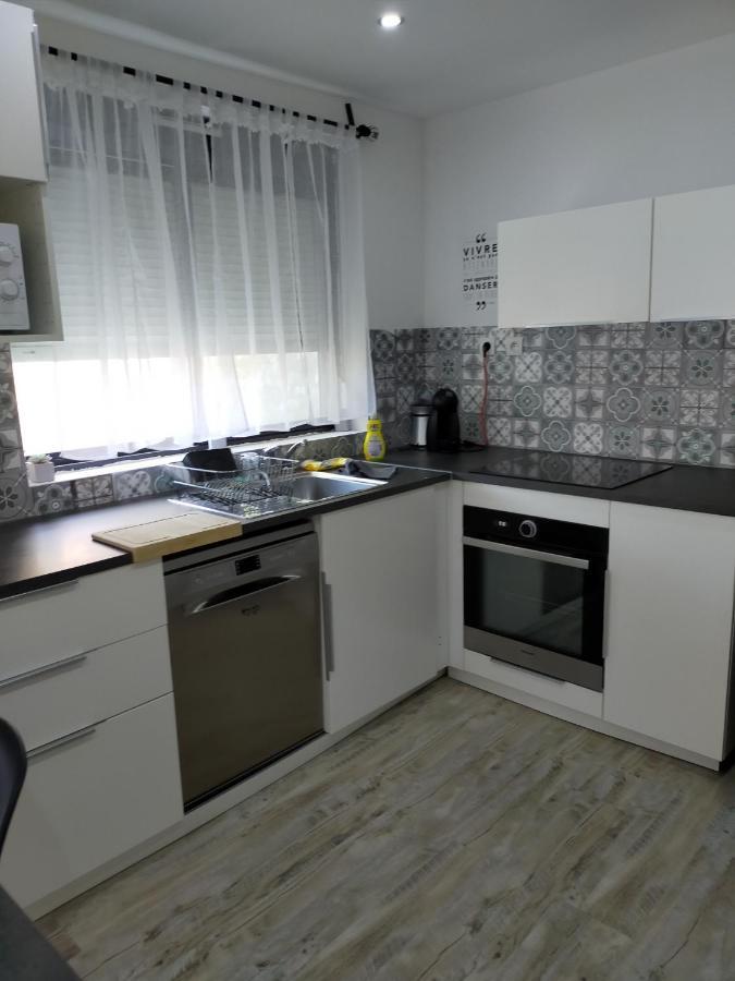logement atypique Arles Extérieur photo